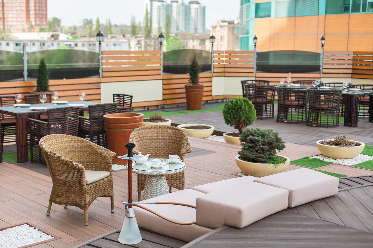 Ark Palace Hotel & Spa Odesa Exterior photo